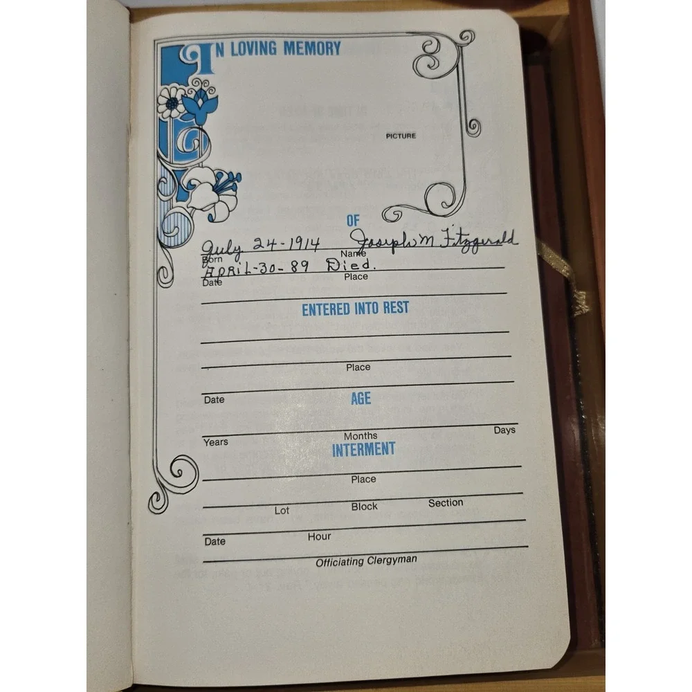 Memorial Edition‎ Holy Bible Union Made Wooden Box UAW Local 274